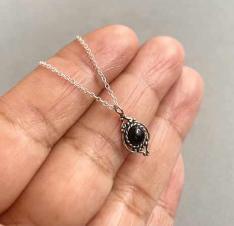 Onyx Jewelry Necklace, Spiritual Necklace, Vintage Style Necklace, Black Gems, Black Onyx Necklace, Onyx Jewelry, Silver Bead Necklace, Round Necklace, Onyx Necklace