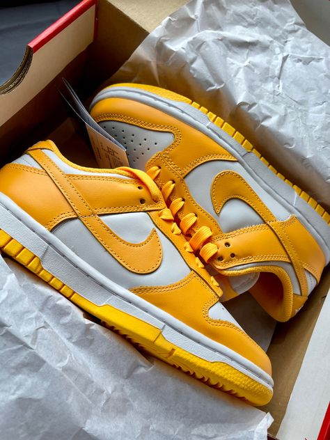 Laser Orange Dunks, Orange Dunks, Dunks Outfit, Gymnastics Shoes, Duck Shoes, Sneaker Nike, Nike Shoes Girls, Jordan Shoes Girls, Nike Shoes Jordans