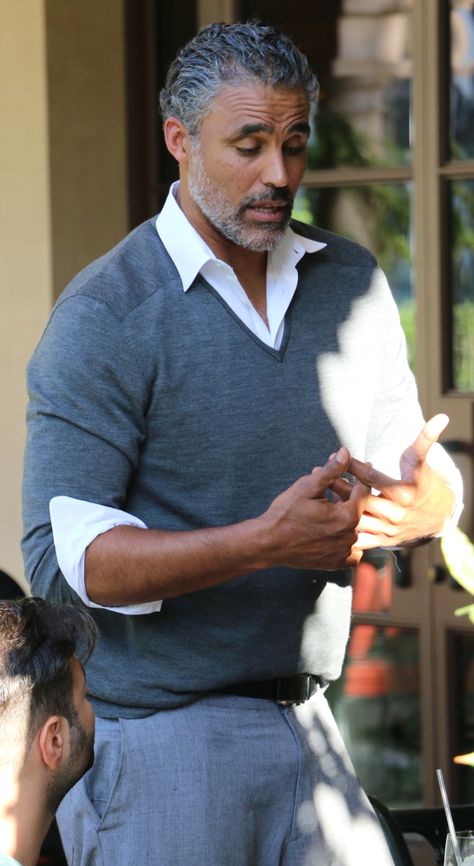 Silver Foxes Men, Rick Fox, Vanessa Williams, Handsome Older Men, Older Man, Let Me Love You, A Love Story, Black Men Fashion, Well Dressed Men