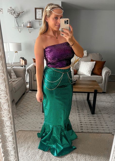 Little Mermaid Costume Women, Diy Mermaid Costume For Women, Little Mermaid Costume Diy, Mermaid Diy Costume, Easy Mermaid Costume, Best Disney Costumes, Little Mermaid Halloween Costume, Diy Mermaid Costume, Mermaid Costume Women