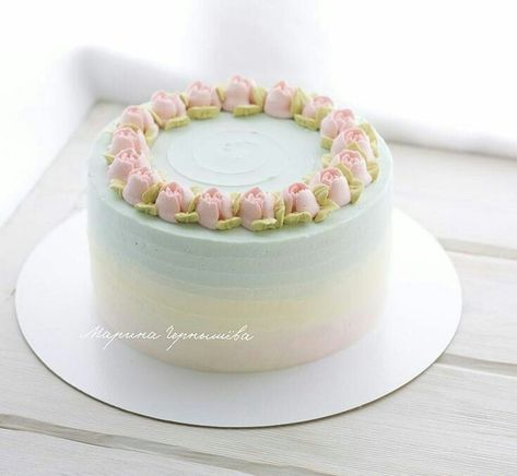 Round Birthday Cakes, Tulip Cake, Alphabet Cake, Buttercream Flower Cake, Creative Cake Decorating, Buttercream Cakes, Baby Birthday Cakes, Simple Birthday Cake, Dream Cake