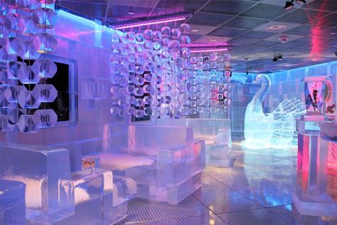 Minus 5 Ice Bar Las Vegas Ice Bar Las Vegas, Vegas Attractions, England Winter, Ice Bar, Indoor Bar, Vegas Bachelorette, Ice Bars, Elegant Hotel, Bars And Restaurants