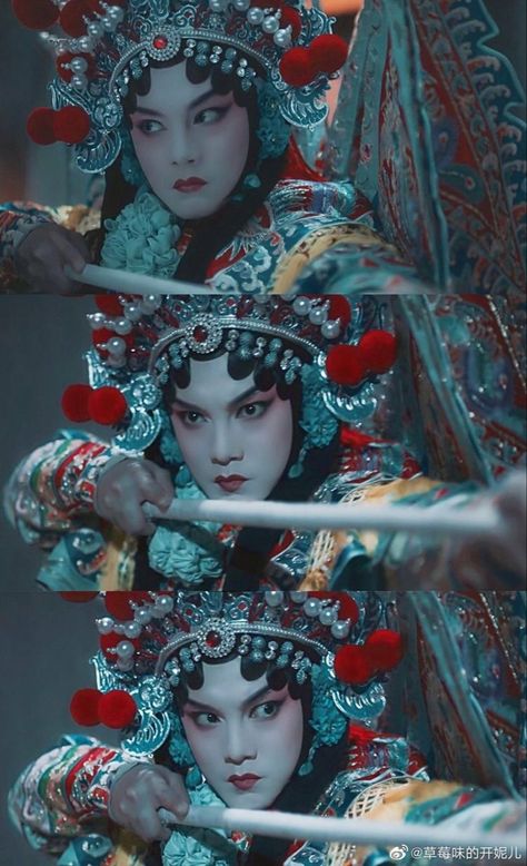 Beijing Opera Costume, Winter Begonia Drama, Chinese Opera Art, Peking Opera Costumes, Chinese Peking Opera, Winter Begonia, Beijing Opera, Peking Opera, Hiro Big Hero 6