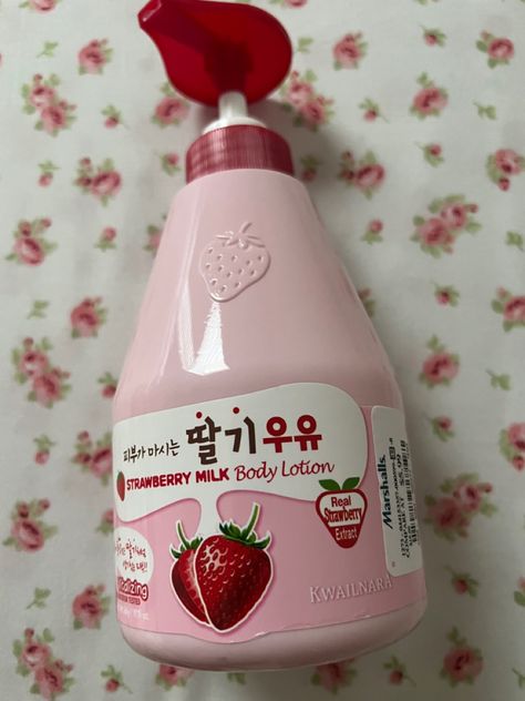 Strawberry Smelling Products, Strawberry Milk Body Cleanser, Strawberry Milk Body Wash, Strawberry Milk Lotion, Strawberry Lotion Korean, Strawberry Scented Body Wash, 14th Birthday Party Ideas, Korean Skin Care Secrets, Memo Pad Design