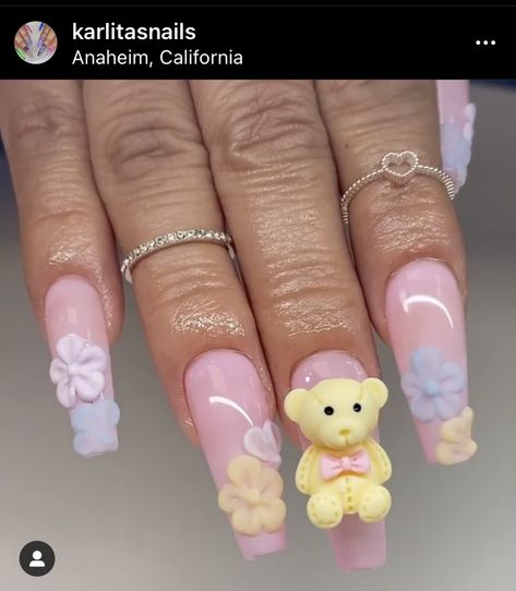 Pink Teddy Bear Nail Designs, Teddy Bear Baby Shower Nails, Teddy Bear Charm Nails, Nails Teddy Bear, Teddy Bear Acrylic Nails, Teddy Bear Nails Acrylic, Teddy Bear Nails, Baby Shower Nails, 3d Nail Designs