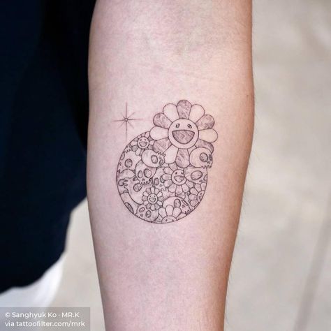 Takashi Murakami Flower Tattoo, Murakami Flower Tattoo, Murakami Tattoo, Takashi Murakami Flower, Fineline Tattoos, Tattoo For Boyfriend, Murakami Flower, Flower Tattoo Ideas, Flower Tattoo Meanings