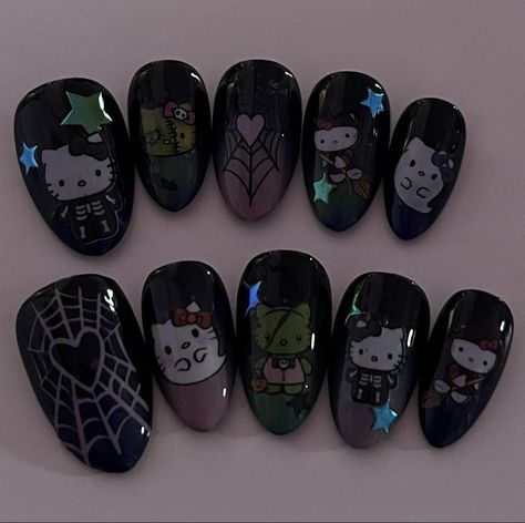 Spooky Aesthetic Nails, Halloween Sanrio Nails, Y2k Halloween Nails, Kawaii Halloween Nails, Chucky Nails, Kids Nail Designs, Vintage Nails, Gothic Nails, New Nail Designs