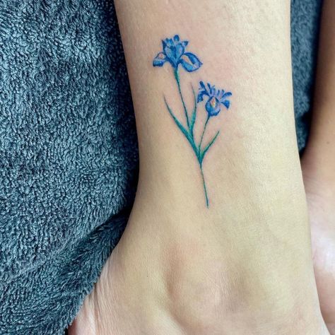 February Birth Flower Tattoo - Iris Tattoo Ideas Blue Iris Tattoo, February Birth Flower Tattoo, Iris Flower Tattoo, Forget Me Not Tattoo, February Birth Flower, February Birth Flowers, Iris Tattoo, Tattoo For Son, Birth Flower Tattoos