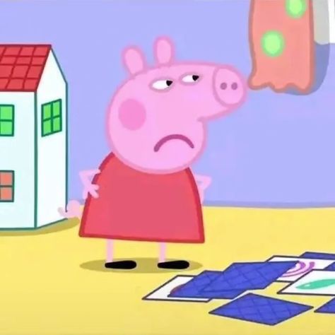 Pepps Pig, Peppa Pig Pictures, Funny Puns For Kids, Heo Peppa, Peppa Pig Stickers, Peppa Pig Memes, Pepper Pig, Peppa Pig Funny, Peppa Pig Wallpaper