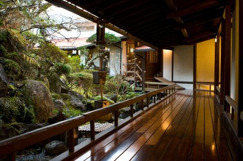 Asian House, Japanese Home Design, Japanese Style House, Traditional Japanese House, Japan Architecture, Asian Architecture, Japanese Interior Design, Japanese Interior, Japanese Architecture