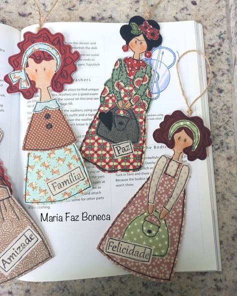 Julie Nutting, Creativity Inspiration, Cloth Dolls Handmade, Free Motion Embroidery, Diy Bookmarks, Book Markers, Fabric Christmas Ornaments, Slow Stitching, Bookmarks Handmade