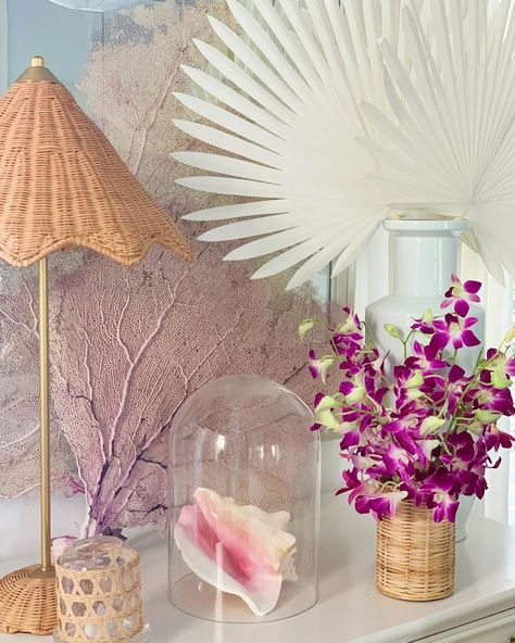 Intentional Decor, British Colonial Decor, Luxe Decor, Airy Room, Luxury Beach House, Coastal Interiors Design, Charleston Homes, Apartment Organization, Orchid Purple