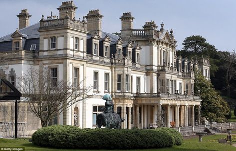 Edwardian Houses, Edwardian Mansion, English Mansion, Edwardian Architecture, Belton House, Back In Business, English Manor Houses, Edwardian House, English Manor