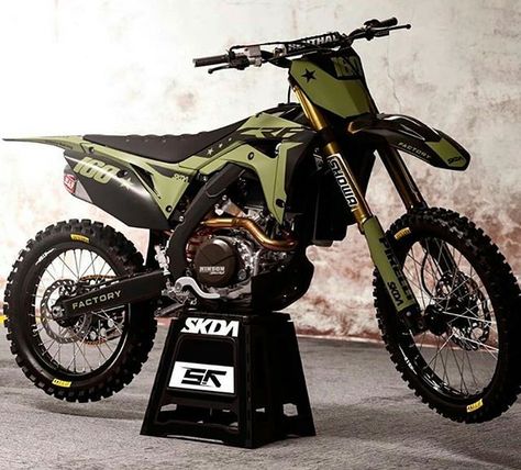 Dirt Scooter, Custom Dirt Bike, Ktm Dirt Bikes, Dirt Bike Gear, Motos Yamaha, Dirt Biking, Cool Dirt Bikes, Motorcross Bike, Enduro Motorcycle