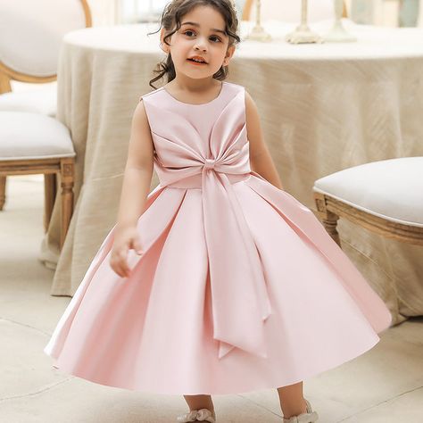 Sleeveless Flower Girl Dresses, Satin Bridal Gowns, Off Shoulder Evening Dress, Wedding Dresses With Straps, Christening Dress, Old Dresses, Long Sleeve Evening Dresses, Cute Prom Dresses