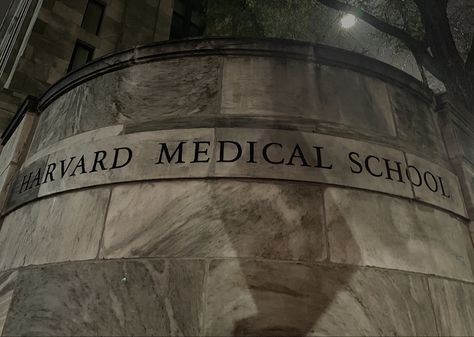 harvard medical school boston longwood medical area entrance sign Harvard Medical School Aesthetic, Harvard Med School, Medical School Acceptance, Ivy School, Vision Board Materials, Harvard Uni, School Acceptance, University Inspiration, Ipad Widgets