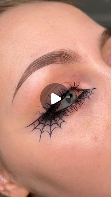 India Rose on Instagram: "Every year I do a spider web liner look and I never regret it 🕷️🕸️

@glisten_cosmetics Wet Liner in Cola (INDIA20 for ££ off) 
@aboutfacebeauty Matte Fluid Eye Paint in Art of Darkness (AFXINDIA20 for ££ off) 
@kaleidosmakeup Black Jasmine Quad 
@lillylashes Sheer Band Enticing Lash 

gifted products #halloweenmakeupideas #spidermakeup #spiderwebmakeup #halloweenmakeup" Spider Themed Makeup, Spiderweb Eyeliner Tutorial, Spider Web On Face, Spider Web Liner, Spider Web Makeup Easy, Spider Web Face Paint, Face Paint Spider, Spider Makeup Looks, Web Eye Makeup