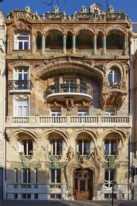 Parisian Art Nouveau, Art Nevou Architecture, Art Nouveau Building, Art Nouveau Arquitectura, Residence Architecture, Paris Buildings, Paris Interiors, Nouveau Architecture, Istoria Artei