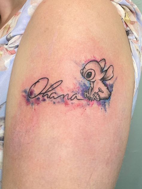 Angel And Stitch Tattoo Ideas, Stitch Friendship Tattoo, Best Friend Tattoos Stitch, Lilo And Stitch Sister Tattoos, Watercolor Stitch Tattoo, Ohana Tattoo Stitch, Tattoo Ideas Stitch, Small Stitch Tattoo, Stitch Ohana Tattoo