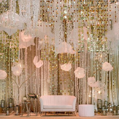 Decor Ideas for a Glamorous Sangeet ... Pink Engagement Theme, Grand Engagement Decoration, Engagement Themes Decor Indian, Engagement Decorations Indoor, Engagement Themes Decor Indoor, Indoor Engagement Decorations, Engagement Themes Decor, Indian Engagement Decorations, Wedding Decor Indoor