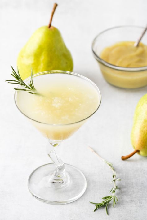 Pear Gin, Autumn Cocktail, Pear Martini, Rosemary Cocktail, Pear Cocktails, Pear Vodka, Ginger Cocktails, Honey Simple Syrup, Pear Puree