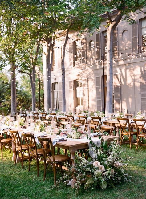 Meridian House Wedding Dc, Meridian House Wedding, Growing Instagram, Sunstone Villa, Meridian House, Olive Green Weddings, Courtyard Wedding, Dc Wedding Venues, Storybook Wedding