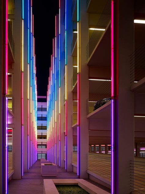 Led Architecture, Car Park Design, Ud Trucks, Campus Architecture, Parking Structure, Aesthetic Lighting, Architectural Lighting Design, Green Facade, Facade Lighting