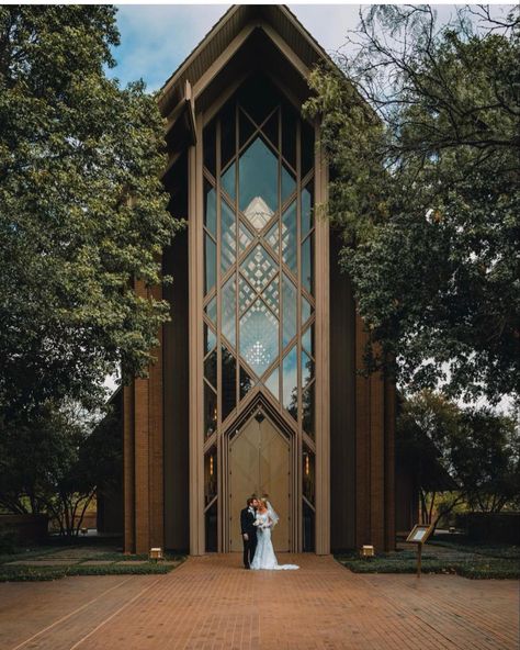 Open Chapel Wedding, Sequel Wedding, Boho Ceremony, Glass Chapel, Country Western Wedding, Weddings Idea, Fort Worth Wedding, Wedding Venues Texas, Church Ceremony