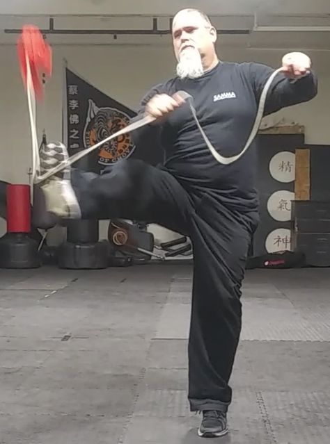 Rope Dart Design, Whip Action Pose, Rope Dart Character Design, Whip Pose, Kungfu Training, Meteor Hammer, Rope Dart, Dragon Project, Action Scene