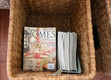 Clever Ways to Organize Books and Magazines - The Crowned Goat Magazine Storage Ideas, Ways To Organize Books, Organize Magazines, Kitchen Cabinets And Drawers, Cartoons Magazine, Organize Books, Kitchen Built In, Magazine Organization, Clean My House