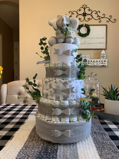 Gender Neutral Diaper Cake Ideas, Baby Shower Bouquet, Elephant Diaper Cake, Fake Greenery, Paper Bows, Diy Diaper Cake, Diaper Gifts, Baby Shower Items, Nappy Cake