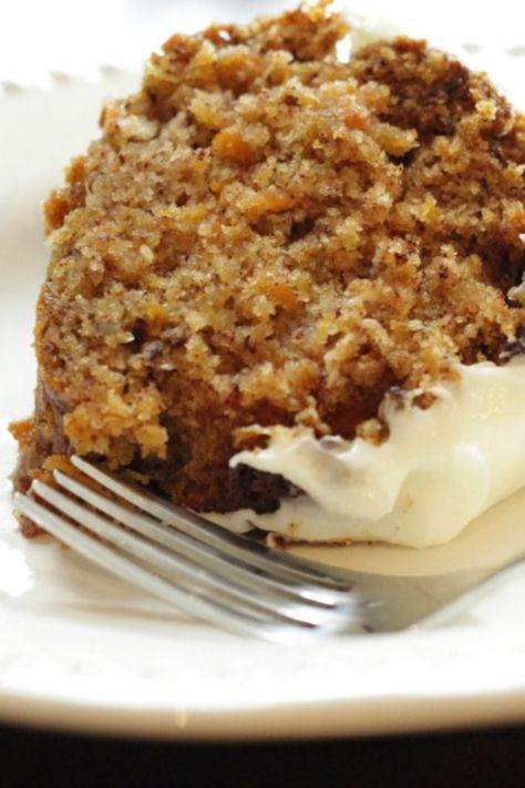 Carrot Cake Bundt, Carrot Recipes Dessert, Carrot Cake Recipe Homemade, Bunt Cake Recipe, Carrot Cake Loaf, The Best Carrot Cake, Bundt Recipes, Carrot Cake Recipe Easy, Carrot Cake With Cream Cheese