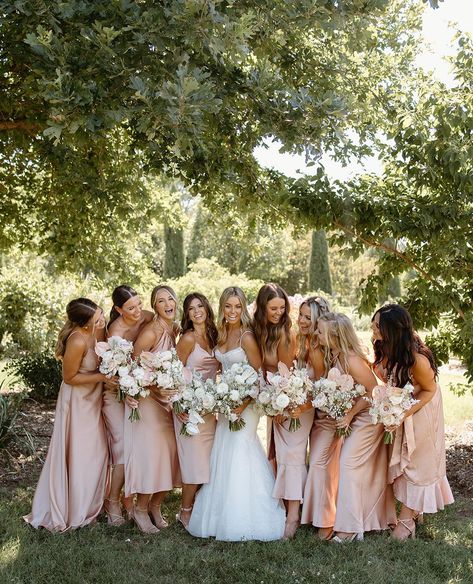 Bridsmaids and Bride smiling and laughing at eachother Show Me Your Mumu Bridesmaid Pink, Wedding Bridesmaid Dresses Rose Gold, Bridesmaid Dresses Silk Pink, Weddings Bridesmaids Dresses, Bridesmades Dresses Pink, Champagne And Rose Wedding, Light Rose Bridesmaid Dresses, Mismatched Bridesmaid Dresses Pink Blushes, Blush And Champagne Bridesmaid Dresses Mismatched