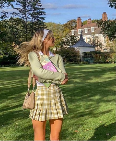 Preppy Girl Aesthetic, Preppy Mode, Adrette Outfits, Soft Girl Outfits, Looks Pinterest, 90's Fashion, Preppy Girl, Estilo Preppy, Cute Preppy Outfits