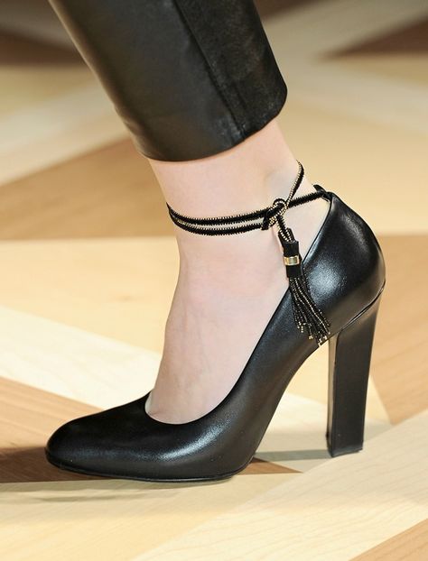 ferragamo Current Obsession, Pointy Toe Shoes, Statement Shoe, Latest Shoe Trends, Ankle Strap Shoes, Bow Shoes, Runway Trends, Ferragamo Shoes, All About Shoes