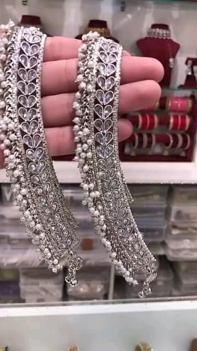 Anklets For Bride, Pazaib Design Silver, Beautiful Payal Design, Bridal Payal Designs, Jhanjra Design Silver, Jhanjhar Design, Jhanjhar Design Silver, Bridal Payal Wedding, Pajeb Design Silver