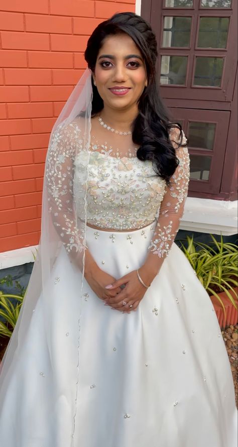 White Bridal Lehenga Christian, Christian Bridal Lehenga, Christian Bridal Gown, Wedding Frock Designs, Christian Wedding Dress, Simple Selfie, Selfie Booth, Christian Wedding Gowns, Christian Bridal Saree