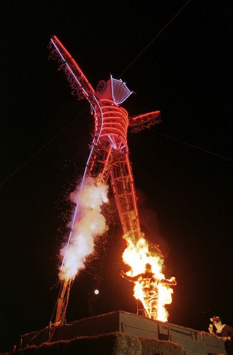 September 1998 Burning Man Carleton Watkins, Rites Of Passage, Jungle Music, Man On Fire, Nevada Desert, Burning Man Fashion, Black Rock City, Garden Of Earthly Delights, Nevada Usa