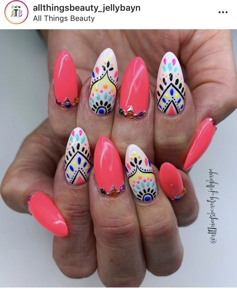 🔸🔷Mandala 🔷🔸 Mexican Folk Art Nails, Mandala Nails Boho, Mandala Nail Art, Dreamcatcher Nails, Mexican Nails, Mandala Nails, Short Round Nails, Flamingo Nails, Dot Nail Designs