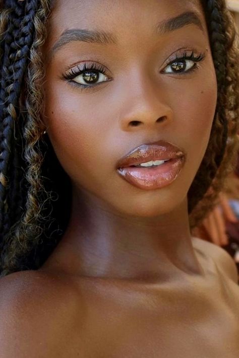 Wocmakeup2 on Tumblr Beauty Boss, Dark Skin Beauty, Dark Skin Makeup, Dark Skin Women, On The Red Carpet, Girls Makeup, Brown Skin, Hollywood Stars, The Red Carpet