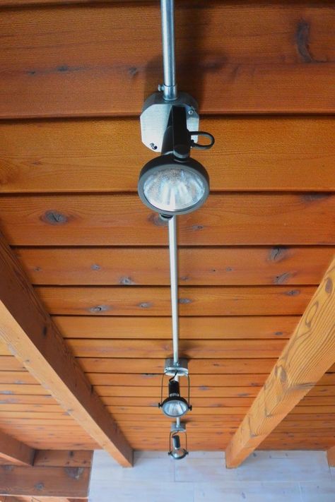 How to: Install Your Own DIY Industrial Track Lighting on the Cheap Industrial Track Lighting, Conduit Lighting, Track Lighting Kitchen, Basement Lighting, Cottage Lighting, Diy Lampe, Garage Remodel, Budget Kitchen, Backyard Lighting