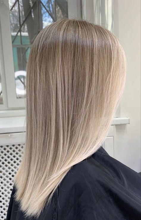 Air Tuch Hair Color Blond, Beleyage Blonde, Baylage Blonde Straight Hair, Ash Blonde Balayage Straight Hair, Blonde Airtouch Hair, Mid Long Blonde Hair, Milky Blonde Highlights, Baliage Hair Blond, Ash Blonde Medium Length Hair