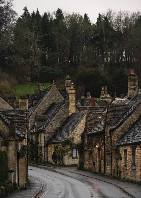 Countryside Wallpaper, England Countryside, Cotswolds England, Castle Combe, Visiting England, Uk London, Village Life, London Life, English Countryside