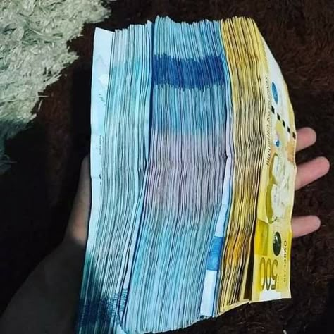 Blue Bills Money Philippines Aesthetic, 1000pesos Philippines, 1000 Money Philippines, 500 Pesos Philippines Bill, Philippine Money Cash Prank, Money Philippines Pictures Prank, Blue Bills Money Philippines, Cash Money Prank, Pesos Money Philippines