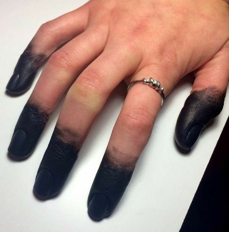 White Finger Tattoos, Black Fingers, Witches Fingers, Hand Makeup, Tattoo Prices, Finger Tattoo, Diy Tattoo, Two Fingers, Dip Dyed