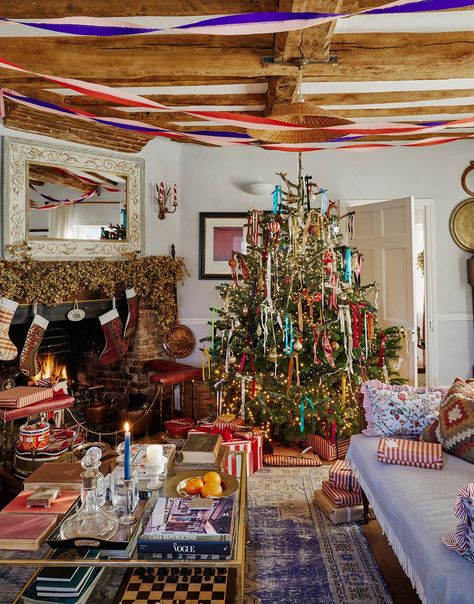 Step into a full-on decorative Christmas at Mulberry House Mulberry House, Christmas Tree Inspo, English Christmas, Cozy Christmas Decor, Cottage Christmas, Christmas Time Is Here, Christmas Inspo, Boho Christmas, Christmas Tree Farm