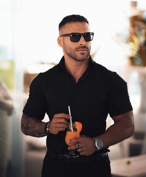 Beard Haircut, Fashion Models Men, Mr Perfect, Swag Men, Stylish Men Casual, Beard Styles For Men, Classy Men, Corte De Cabelo Masculino, Beard No Mustache