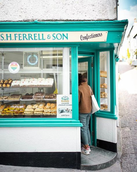 St Yves, Road Trip Uk, Tate St Ives, Mushy Peas, Cornish Coast, St Ives Cornwall, Devon England, Seaside Town, Clotted Cream