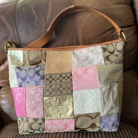 COACH Patchwork Gold Brown Pink Multi Color Shoulder Bag Tote L0769-11709. Designer Things, Patchwork Purse, Music Artwork, Nail Tattoo, Luxury Purses, Patchwork Bags, Pretty Bags, Coach Bag, Vintage Coach