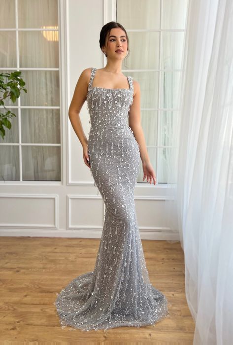 Crystal Cascade Mermaid Dress Embellished Evening Gowns, Beautiful Red Carpet Dresses, Formal Mermaid Gown, Gorgeous Dresses Prom, Prom Dress Inspo Aesthetic, Silver Dresses Elegant, Blacktie Dress, Unique Evening Gowns, Embroidered Dress Formal